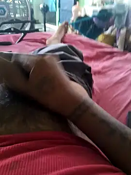 Snapshot of Galex083 chatting on September 24, 2025, 7:39 pm Galex083 online show from September 24, 2025, 7:39 pm