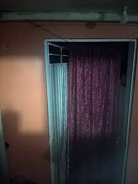 Snapshot of Galex083 chatting on April 16, 2026, 6:36 am Galex083 online show from April 16, 2026, 6:36 am