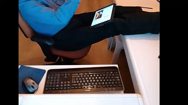 dutchpornking online show from November 10, 2025, 7:46 pm