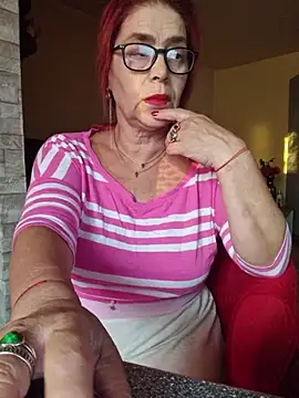 Snapshot of Chriss_Tinaa chatting on July 15, 2026, 3:23 am Chriss Tinaa online show from July 15, 2026, 3:23 am