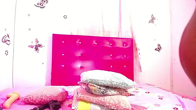 Snapshot of Naughty_choko chatting on January 19, 2026, 10:41 am Naughty choko online show from January 19, 2026, 10:41 am