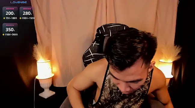 Snapshot of 000batman000 chatting on February 20, 2025, 1:08 pm 000batman000 online show from February 20, 2025, 1:08 pm