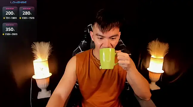 Snapshot of 000batman000 chatting on March 5, 2025, 12:33 pm 000batman000 online show from March 5, 2025, 12:33 pm