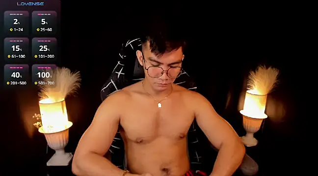 Snapshot of 000batman000 chatting on March 15, 2025, 12:56 pm 000batman000 online show from March 15, 2025, 12:56 pm