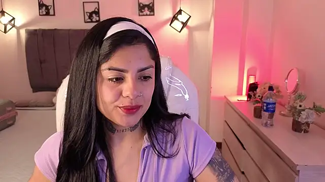 Catalinaa martinez online show from October 11, 2025, 3:39 am