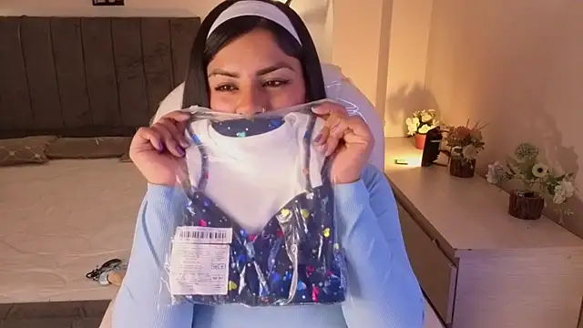 Snapshot of Catalinaa_martinez chatting on November 16, 2025, 3:12 am Catalinaa martinez online show from November 16, 2025, 3:12 am