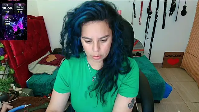 elektra 32 online show from March 23, 2025, 5:32 am