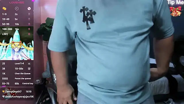 oso dirty  online show from December 28, 2024, 8:47 pm