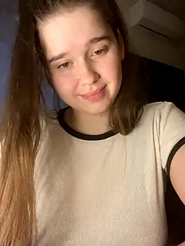 HornyGirlH online show from October 31, 2025, 3:29 am