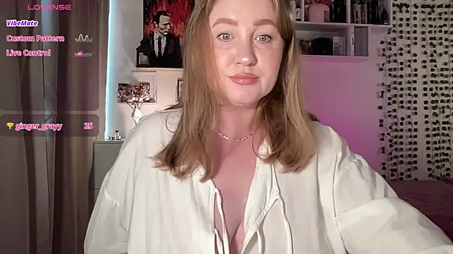 ollydoll92 online show from July 5, 2026, 3:41 pm