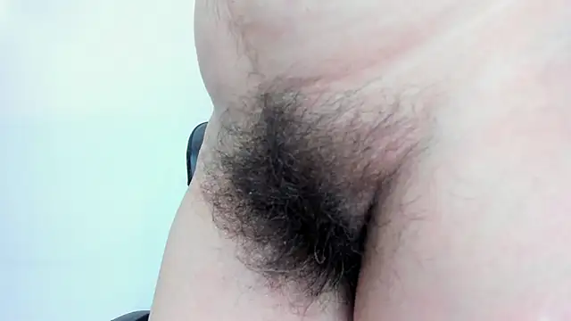 Snapshot of moxa_hot chatting on December 16, 2024, 2:49 pm moxa hot online show from December 16, 2024, 2:49 pm