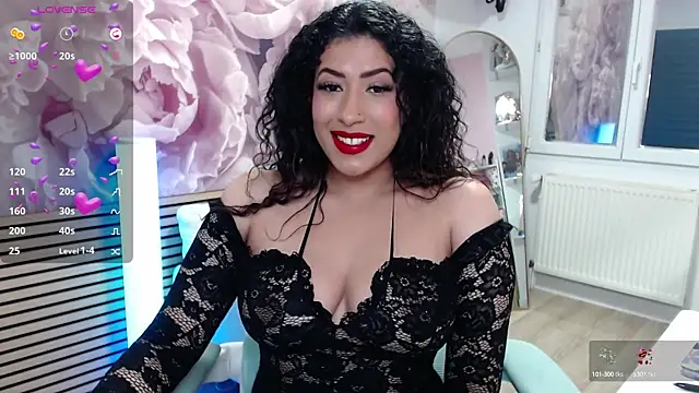 elettra love online show from October 18, 2025, 11:44 am