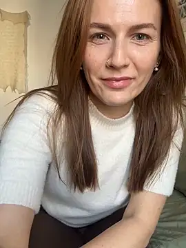 BritneyHall online show from March 25, 2026, 8:31 am