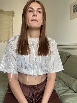 BritneyHall online show from April 3, 2026, 9:18 am