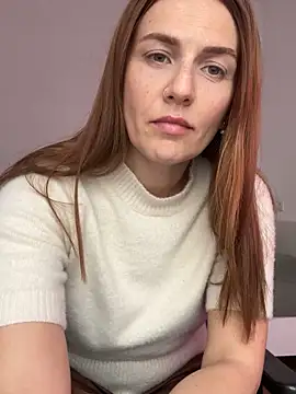 BritneyHall online show from April 21, 2026, 9:04 am