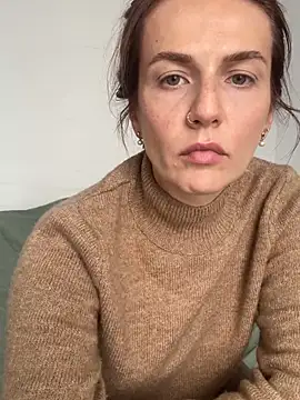 BritneyHall online show from April 22, 2026, 10:17 am