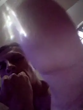 landy20cm online show from March 16, 2026, 3:38 pm