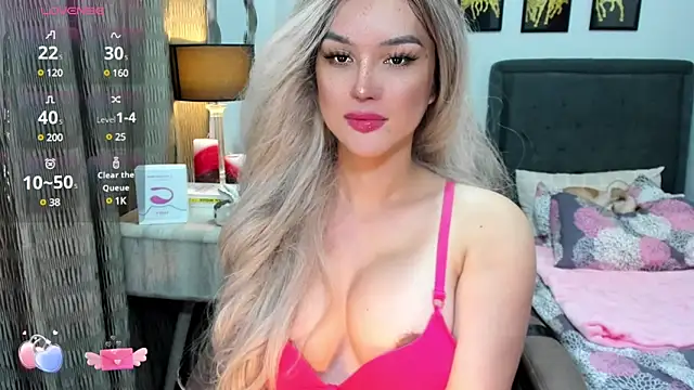 Snapshot of TwilightMistress69 chatting on March 11, 2025, 4:43 am TwilightMistress69 online show from March 11, 2025, 4:43 am