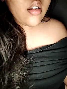 Snapshot of Annerae chatting on September 26, 2025, 6:23 pm Annerae online show from September 26, 2025, 6:23 pm