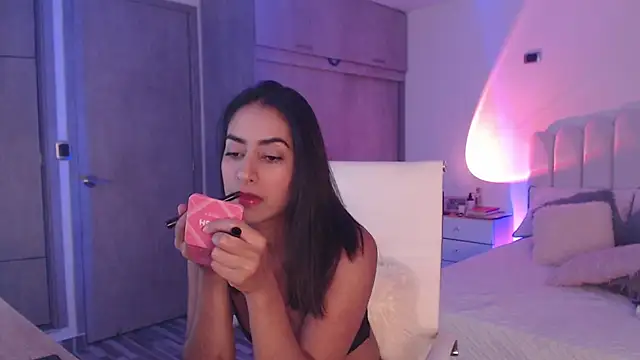 Brown skin11 online show from March 3, 2025, 9:15 pm