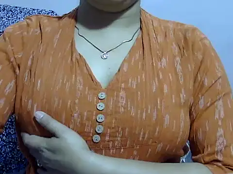 Snapshot of mahira_999 chatting on February 28, 2026, 4:35 am mahira 999 online show from February 28, 2026, 4:35 am