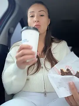 Snapshot of YOUR-KARINA chatting on January 22, 2025, 2:48 am YOUR-KARINA online show from January 22, 2025, 2:48 am