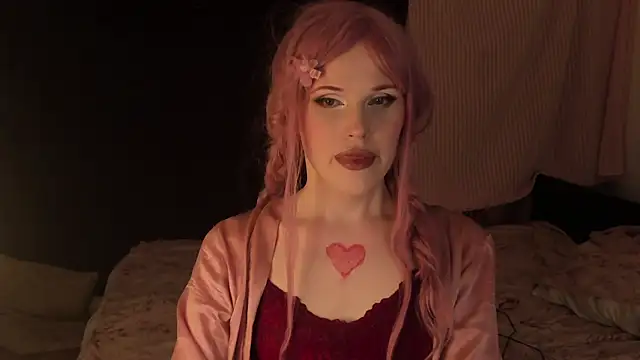 EffieMinki online show from January 14, 2025, 11:53 am