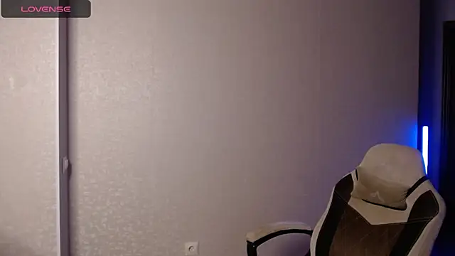 Toress1 online show from February 23, 2025, 8:33 pm