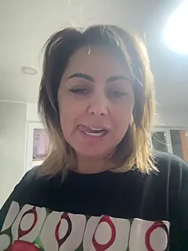 Emma roqueen online show from December 8, 2024, 12:41 pm