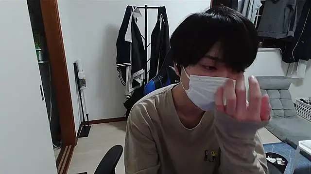 pychan online show from May 10, 2026, 12:32 pm
