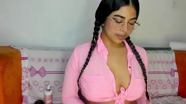 moana taylor online show from January 30, 2025, 6:43 pm