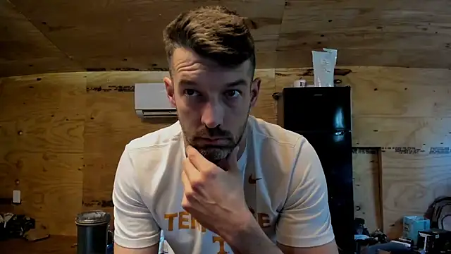 Kenny Kyle online show from October 22, 2025, 2:06 pm