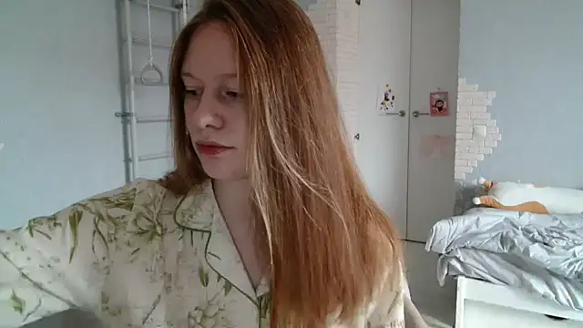 ConnieDaw online show from November 1, 2025, 7:43 am