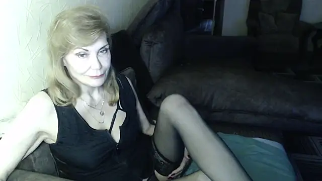 Sexy Irene online show from May 20, 2026, 5:02 am