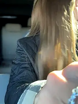 lunagirl13 online show from November 25, 2025, 6:19 pm