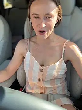 lunagirl13 online show from March 25, 2026, 10:27 pm