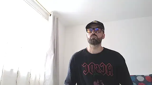 Snapshot of MattxFeet chatting on March 26, 2026, 8:47 pm MattxFeet online show from March 26, 2026, 8:47 pm