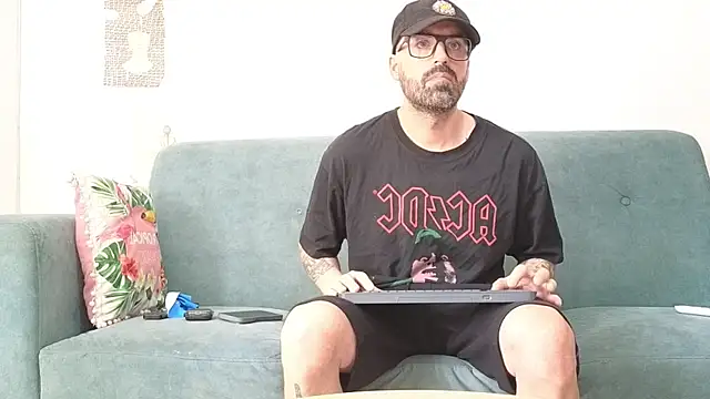 MattxFeet online show from May 17, 2026, 7:54 pm