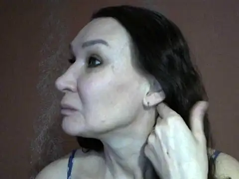 Snapshot of PrettyAndWild chatting on February 28, 2025, 10:30 am PrettyAndWild online show from February 28, 2025, 10:30 am