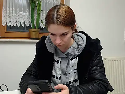 Geile-Luna online show from February 2, 2026, 6:50 pm