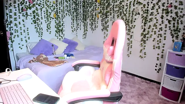 violeta milleer online show from November 13, 2025, 4:39 pm