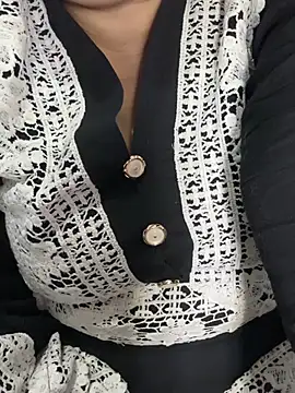 Preet Kaur 69 online show from April 4, 2026, 6:49 pm