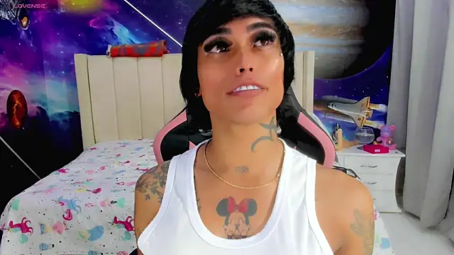 Snapshot of Nella_Dolls chatting on September 18, 2025, 12:12 am Nella Dolls online show from September 18, 2025, 12:12 am