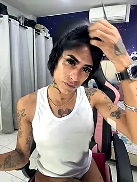 Snapshot of Nella_Dolls chatting on September 27, 2025, 11:43 pm Nella Dolls online show from September 27, 2025, 11:43 pm