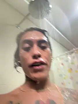 Snapshot of Nella_Dolls chatting on November 10, 2025, 12:48 pm Nella Dolls online show from November 10, 2025, 12:48 pm