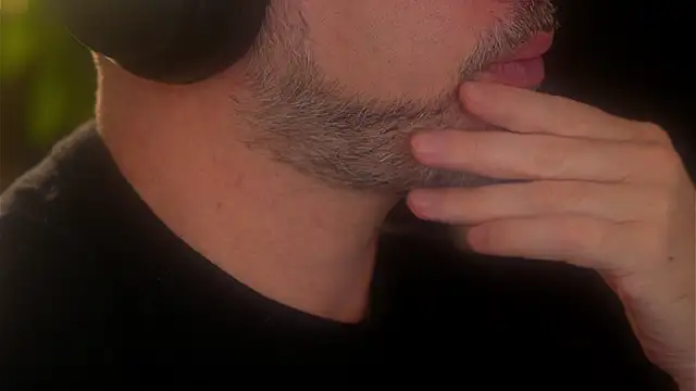 Snapshot of Sanders_White chatting on September 18, 2025, 4:53 pm Sanders White online show from September 18, 2025, 4:53 pm