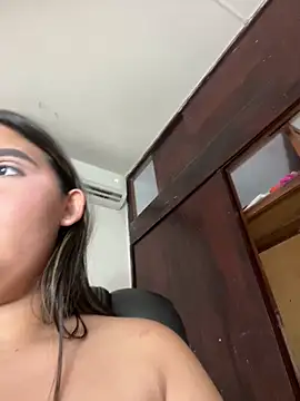 Snapshot of Lia_sexx chatting on February 13, 2025, 11:26 pm Lia sexx online show from February 13, 2025, 11:26 pm