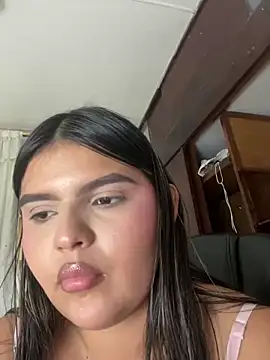 Snapshot of Lia_sexx chatting on February 21, 2025, 9:32 pm Lia sexx online show from February 21, 2025, 9:32 pm