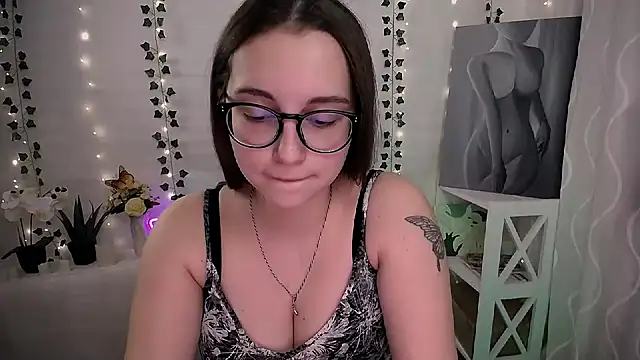 SweetPrincess  online show from November 10, 2025, 9:08 am