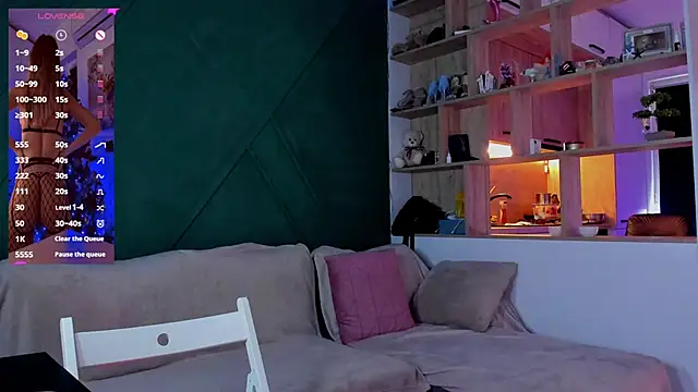 Snapshot of _alleyesonme_ chatting on December 14, 2024, 11:07 am  alleyesonme  online show from December 14, 2024, 11:07 am